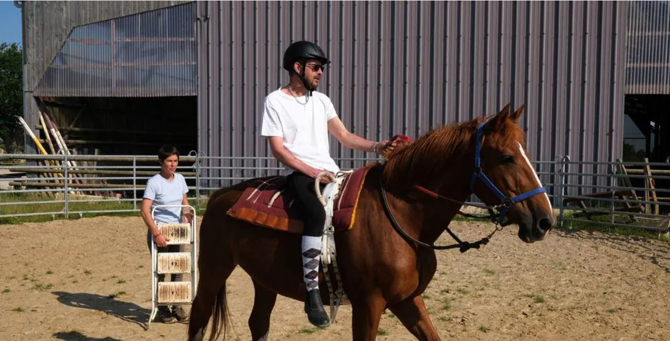 Sarthe. Se soigner grâce au cheval  : « Avec Lola, j’oublie tout »