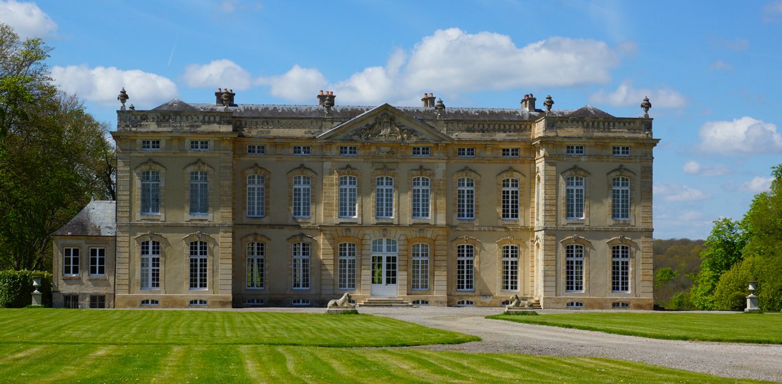 Pose de la 1ère pierre au Haras National du Pin