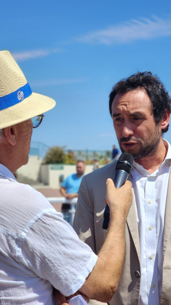 le bien-être équin , course Race and Care, hippodrome de Chartes - interview de Cédric Montel Président du CERC