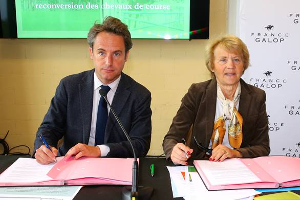 Accord de partenariat pour la reconversion des chevaux de course en France
